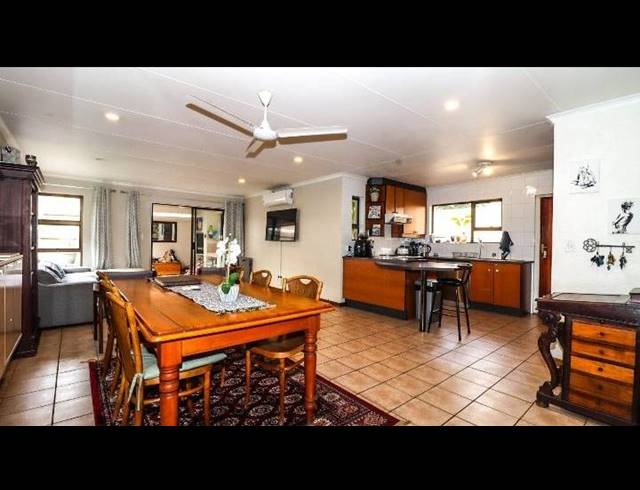 3 BEDROOM HOUSE FOR SALE IN LONEHILL